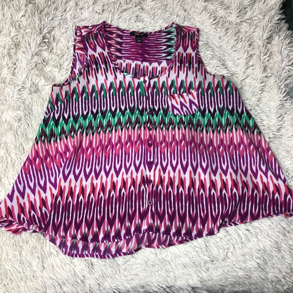 Forever 21 Tops - Plus Size Patterned Blouse! Forever 21 Tops - Plus Size Patterned Blouse!